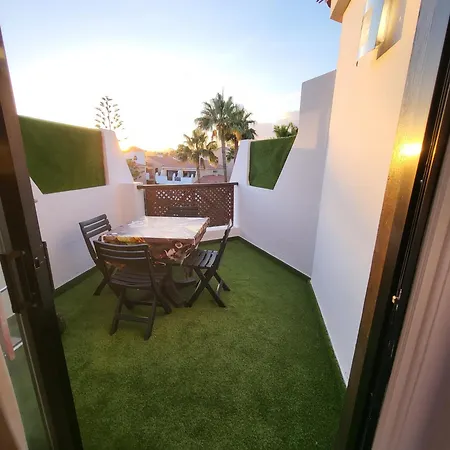 Lägenhet Moderno Y Luminoso Atico Con Vistas Y Piscina