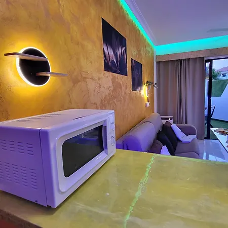 Lägenhet Moderno Y Luminoso Atico Con Vistas Y Piscina San Miguel de Abona