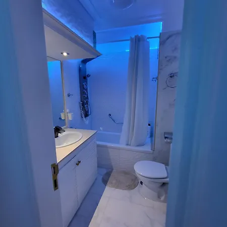 Moderno Y Luminoso Atico Con Vistas Y Piscina *